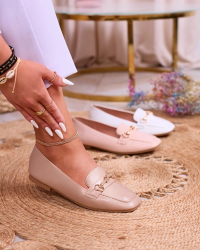 Royalfashion Світло-коричневі жіночі мокасини з золотим декором Olerika