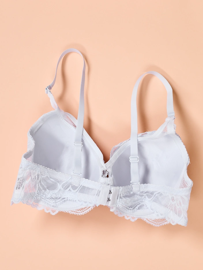 Royalfashion Dámská vyztužená podprsenka s krajkou