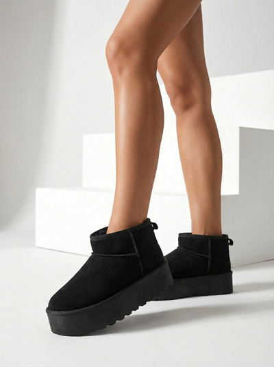 Royalfashion Dámské sněhule na platformě a'la v černé barvě Dagodo