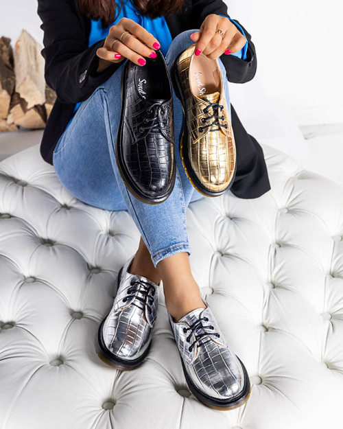 Золоті жіночі туфлі з тисненням Seniri - Взуття