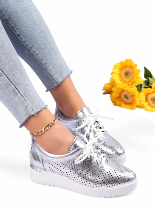 Royalfashion Жіночі перфоровані черевики Gofielle