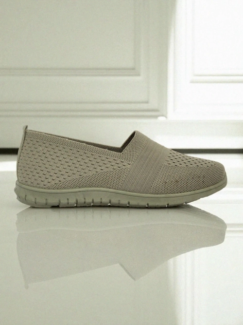 Жіночі мокасини Gaia Verde - зручні зелені туфлі з тканини на плоскій підошві