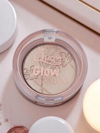 Queen Пресований хайлайтер для обличчя Golden Petal