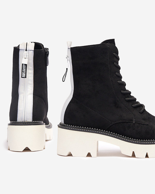 Чорні жіночі чоботи на низькій посадці Savet - Взуття