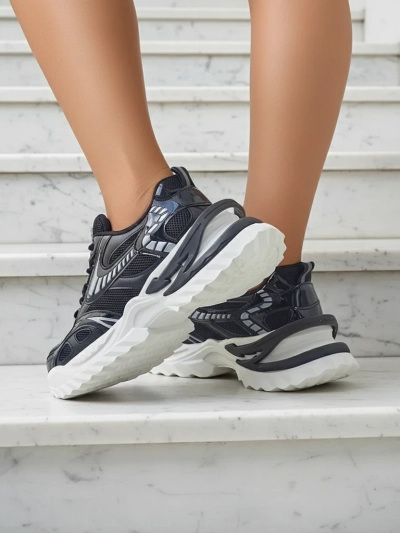 Royalfashion жіночі спортивні кросівки на більш товстій підошві Nettes