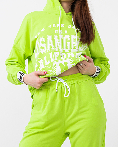 Салатовий жіночий спортивний костюм