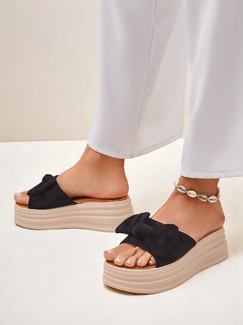 Royalfashion Жіночі шльопанці на платформі Givan