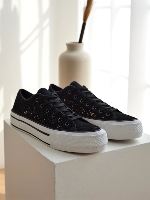 Royalfashion Жіноче перфороване кросівки Nizzet