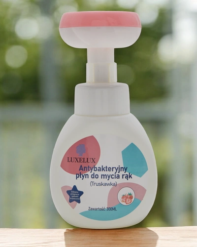 Luxelux Antibakteriální tekuté mýdlo jahodové 300 ml
