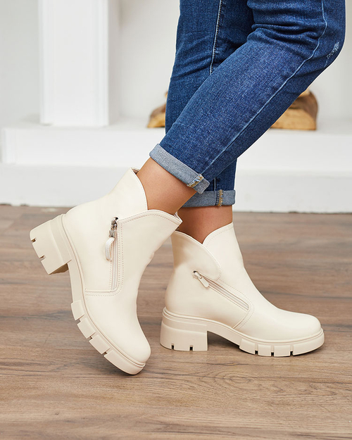 Royalfashion Класичні жіночі черевики кремового кольору Derica