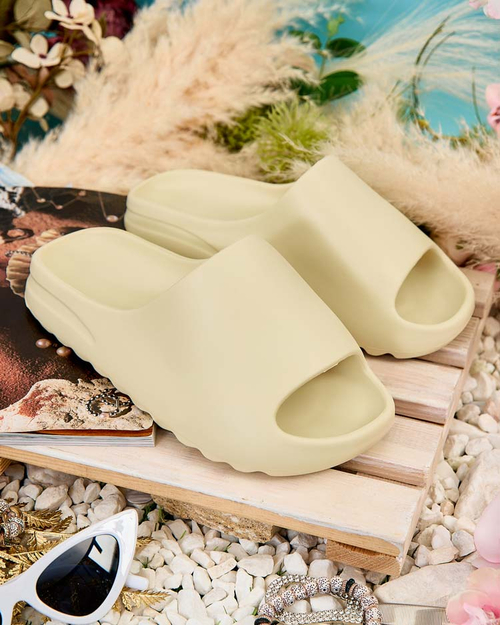 Жіночі гумові шльопанці Royalfashion Getter