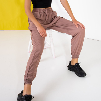 Коричневі жіночі штани