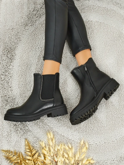 Kotníkové boty z ekologické kůže se zirkony Novira