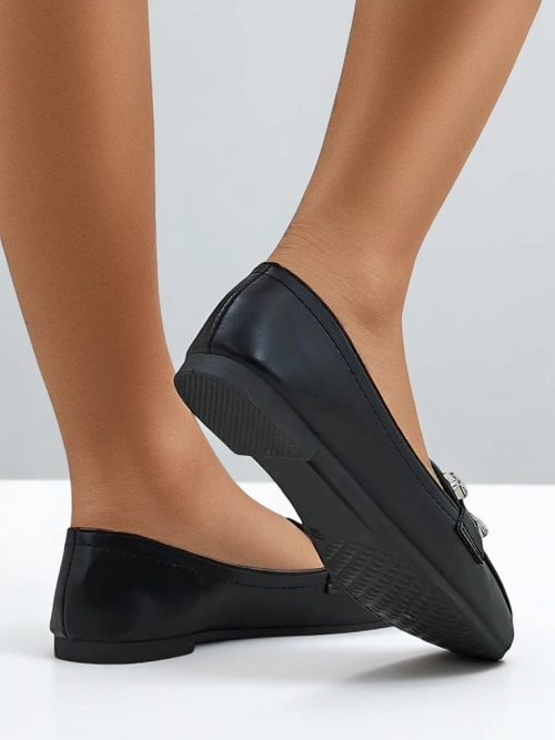 Royalfashion Жіночі мокасини з стразами Lecilla