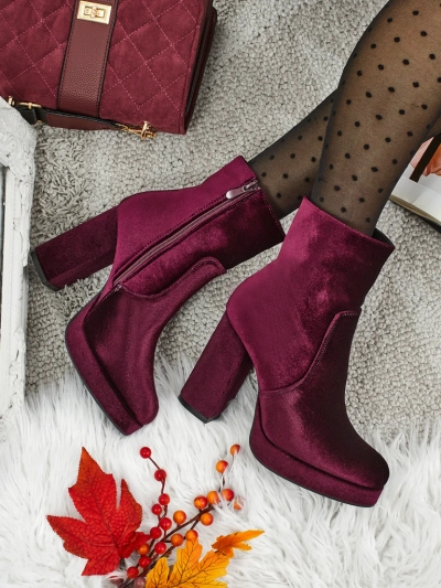 Dámské kotníkové boty na sloupku al'la Velur Miss