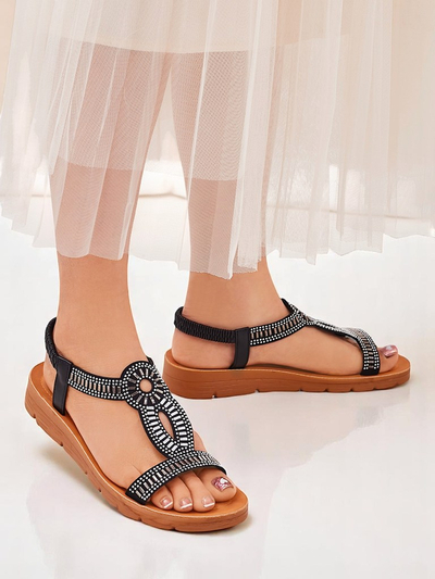 Royalfashion Жіночі сандалі з декоративними ремінцями Ava Shine