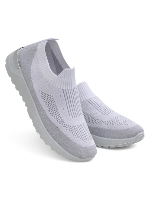 Royalfashion Жіночі кросівки на резинці Terrifa