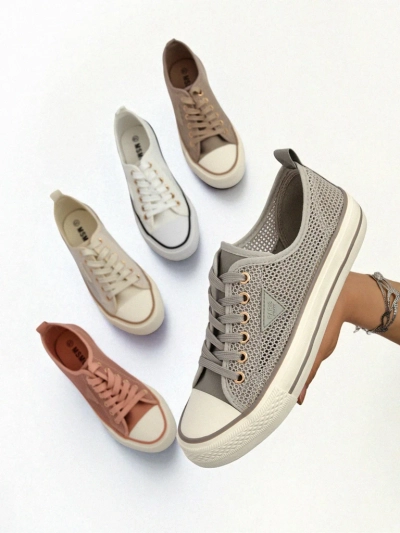 Royalfashion Жіночі перфоровані кросівки Rebbse