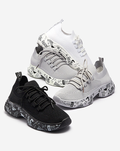 Bílá dámská slip-on sportovní obuv s nápisy Kejini - Obuv