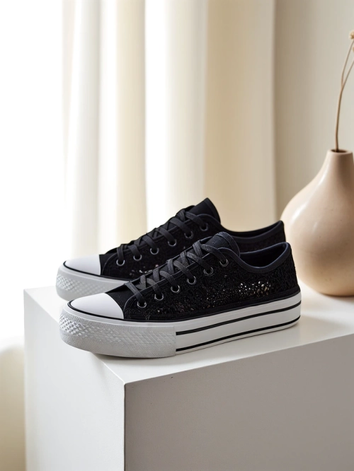 Royalfashion Жіноче перфороване кросівки Nizzet