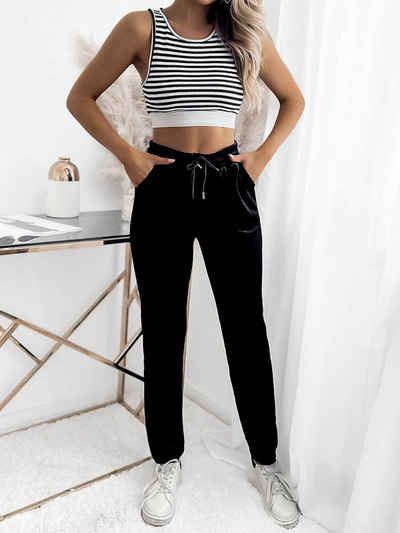 Dámské velurové tepláky v černé barvě PLUS SIZE- Oblečení