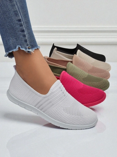 Dámské bílé slip-ony Tkanina Callisto – lehké boty na jaro a léto