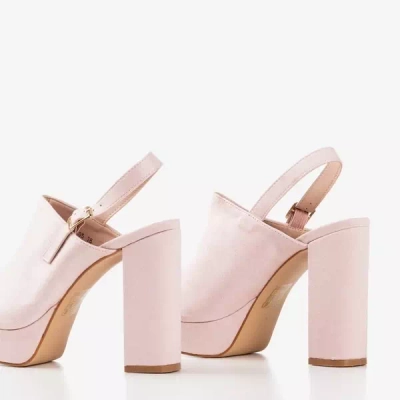 OUTLET Světle růžové eko-semišové sandály na vyšším sloupku Tripsi-Shoes