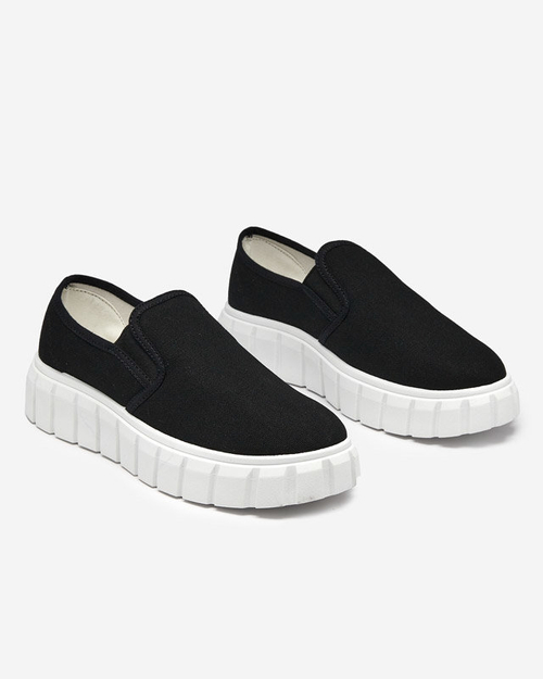 Чорні жіночі сліпони на масивній підошві Tenri