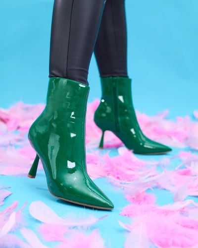 Royalfashion Zelené lakované dámské kozačky na kachním podpatku Elegant Classy
