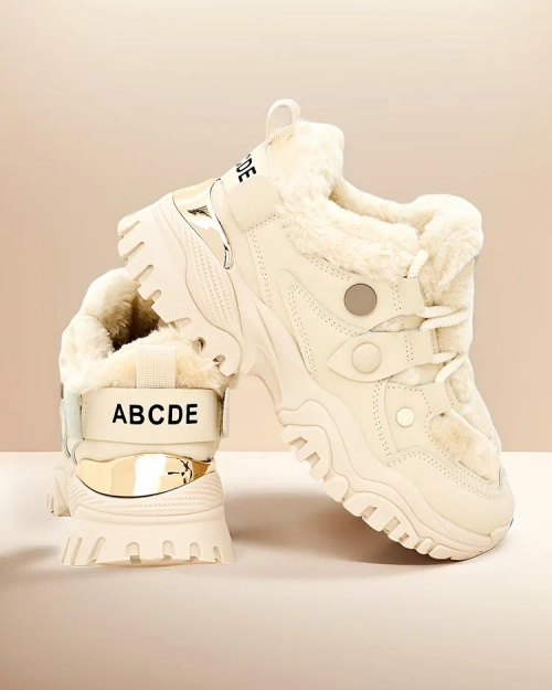 Жіночі модні кросівки з утепленням Royalfashion Poriomo