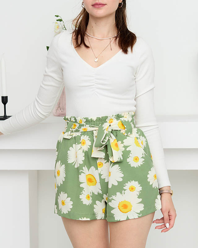 Зелені жіночі шорти з квітковим малюнком - Одяг