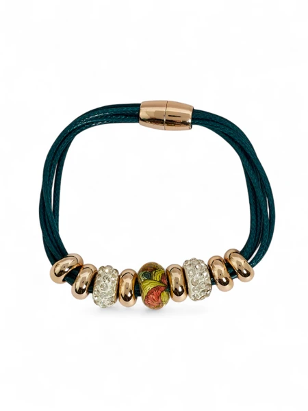 Жіночий браслет з намистинами та цирконами