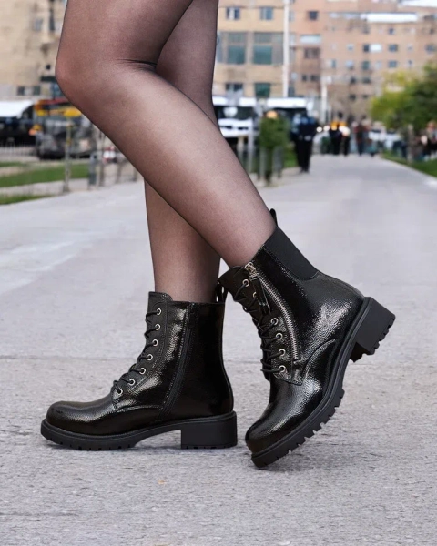 Royalfashion Černé dámské boty Gaddaxa z lakované ekokůže