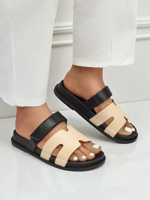 Royalfashion Жіночі сандалі зі штучної шкіри FlexiComfi