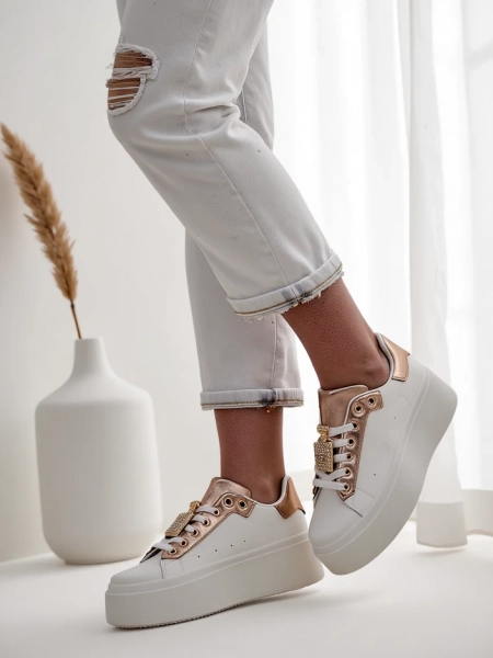 Royalfashion Жіночі спортивні кросівки Kisoffi