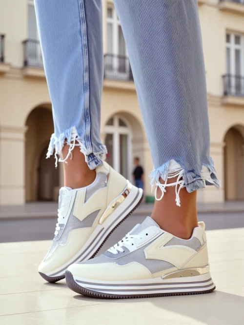 Royalfashion Жіночі кросівки з блискітками Borovis