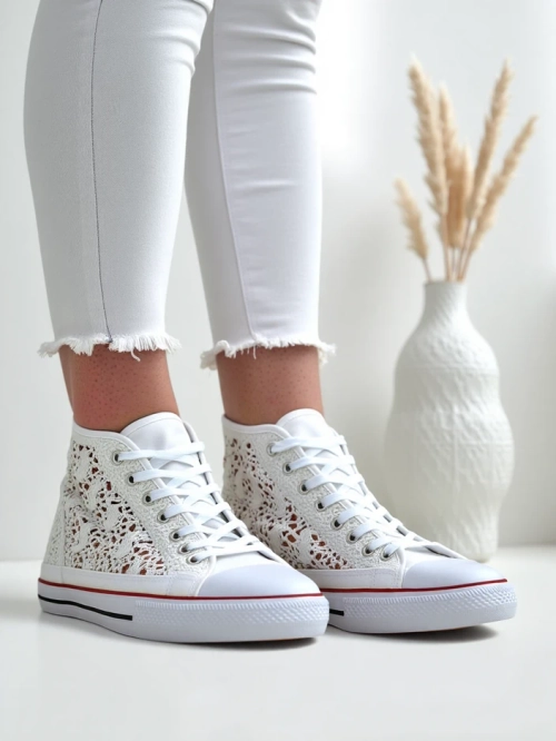 Royalfashion Жіночі перфоровані кросівки Limme