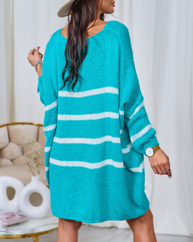 Royalfashion Tyrkysový dlouhý pruhovaný dámský svetr