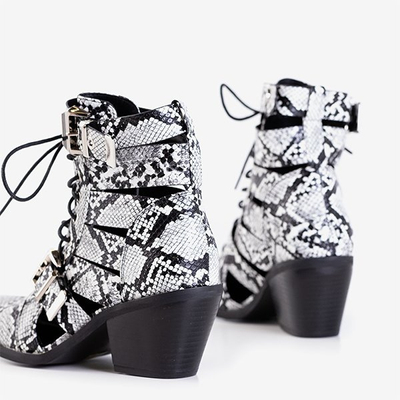 Bílé a černé dámské kovbojské boty s přezkami Ciarran - obuv