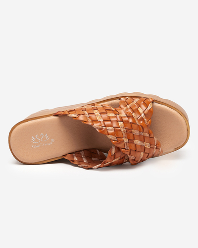 Коричневі жіночі шльопанці на танкетці Balbanina