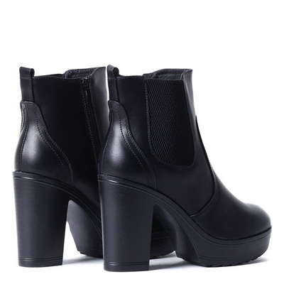 Czarne botki na słupku skóra eko - Obuwie