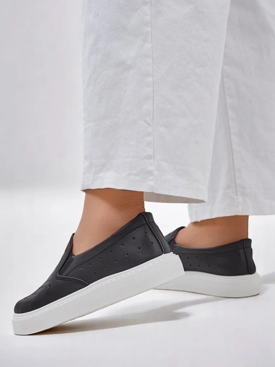 Royalfashion Perforované dámské slip-on boty Emayla