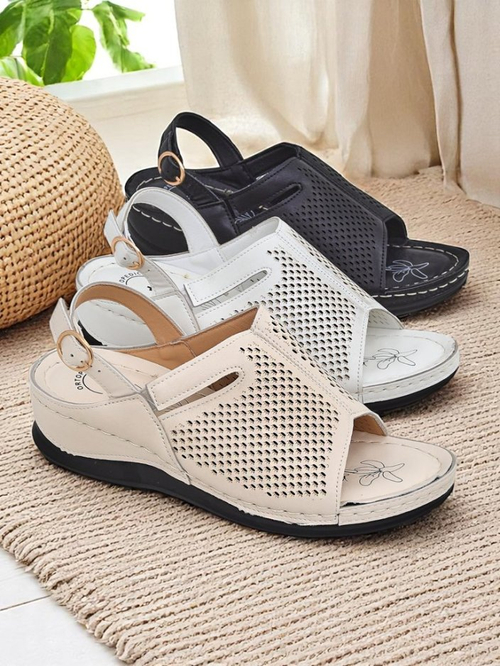 Royalfashion Жіночі сандалі на низькій танкетці Mira