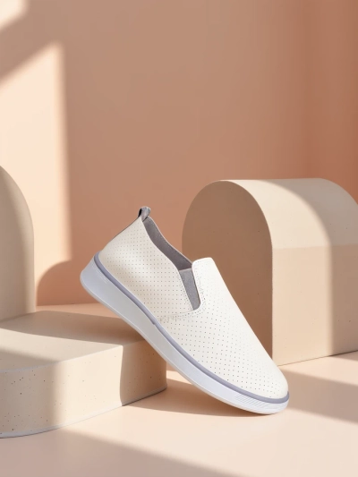 Royalfashion Жіночі перфораційні спортивні черевики Musio