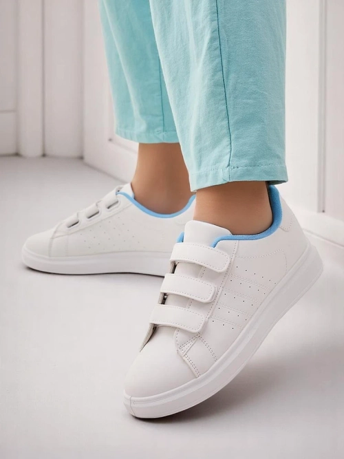 Royalfashion Жіночі спортивні кросівки Pertis