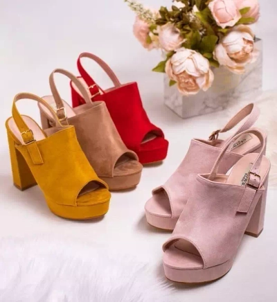 OUTLET Světle růžové eko-semišové sandály na vyšším sloupku Tripsi-Shoes