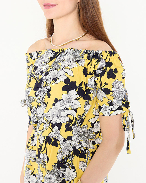 Жовта коротка жіноча сукня з квітами