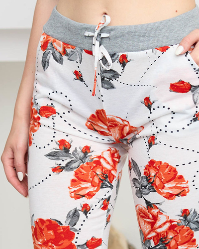 Квіткові жіночі шорти довжиною 3/4 білого та червоного PLUS SIZE - Одяг