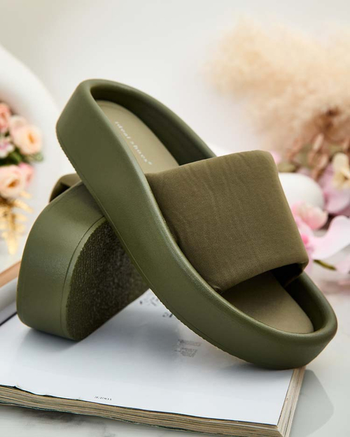 Шльопанці Royalfashion Жіночі шльопанці Colelle