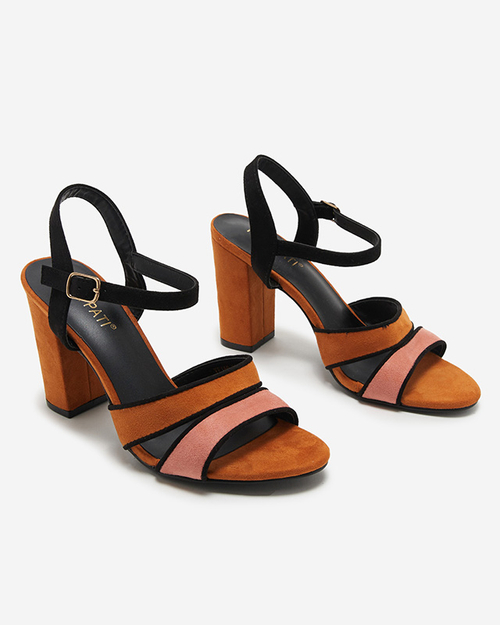 Жіночі босоніжки на постінці з верблюжого кольору Хромм- Взуття